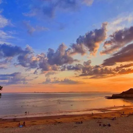 Le Pied Du Chene Panzió 3*