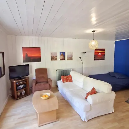 Le Pied Du Chene Panzió Grézac