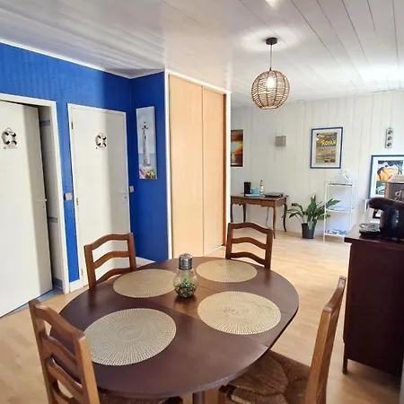 Le Pied Du Chene Panzió 3*