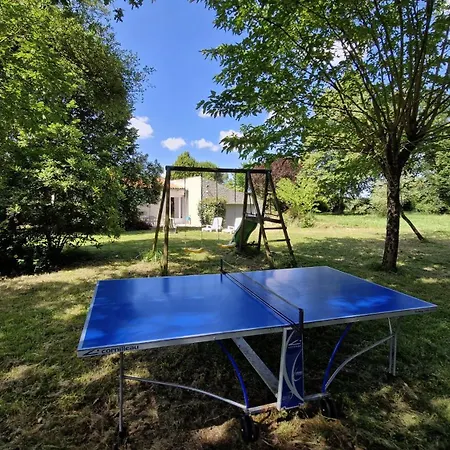 Le Pied Du Chene Panzió 3*