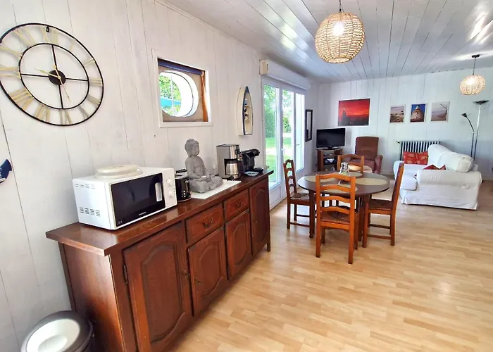 Le Pied Du Chene Bed and breakfast