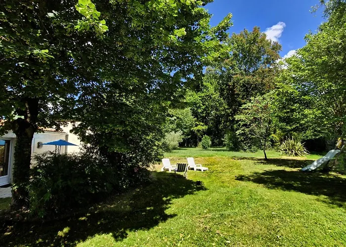 Le Pied Du Chene Bed and breakfast Grézac